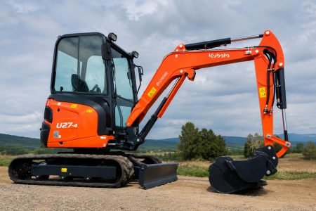 Présentation de la mini-pelle Kubota U27-4 : guide complet
